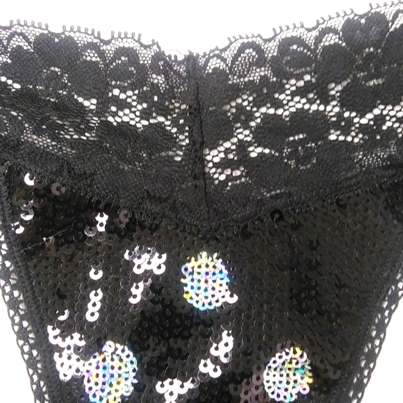 NWOT Victoria's Secret Black Thong - Picture 3 of 4
